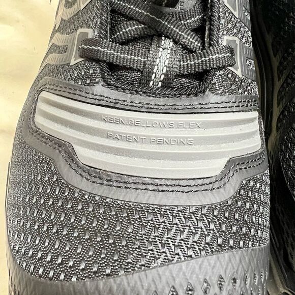 Keen Utility Carbon Fiber Toe Athletic Low Work  Safety Shoe Size 11.5 EE main image 11